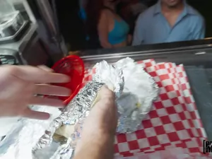 He's Got Rizz - Eviee Wants His Burrito - 03/08/2025