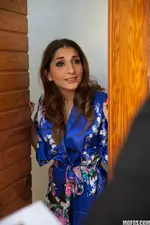 Latina Sex Tapes - Spanish Babe Seduces Salesman - 03/07/2017