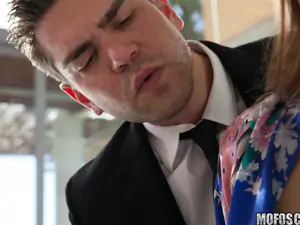 Latina Sex Tapes - Spanish Babe Seduces Salesman - 03/07/2017