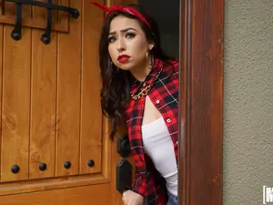 Latina Sex Tapes - Betrayed Latina Gets Cop Cock - 03/21/2017
