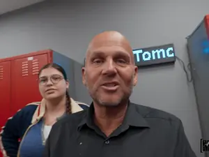 Let's Post It - Hockey Locker Room - 06/01/2025