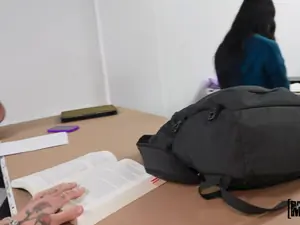 Let's Post It - Ass in Class - 06/06/2025