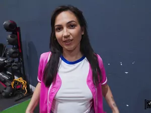 Let's Post It - One-on-one Coaching for Mira - 04/02/2026