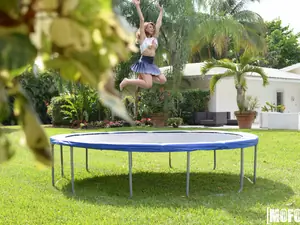 Pervs On Patrol - Big Tit Babe Twerks on Trampoline - 05/12/2017