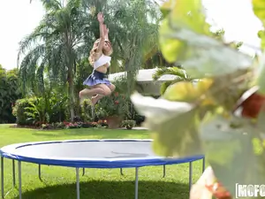 Pervs On Patrol - Big Tit Babe Twerks on Trampoline - 05/12/2017
