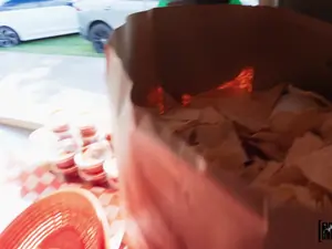 Let's Post It - Food Truck Blow Bang - 05/07/2026