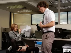 Pervs On Patrol - Sexy Secretary's Secret Cam Work - 05/26/2017