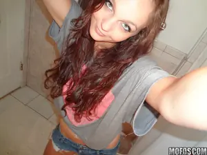 I Know That Girl - What Fits Best For Me - 12/21/2011