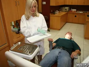 I Know That Girl - Dentists Understand Oral - 01/04/2012