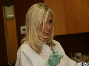 I Know That Girl - Dentists Understand Oral - 01/04/2012