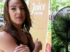 Public Pickups - Fun-loving Model Fucks in Public - 07/05/2017