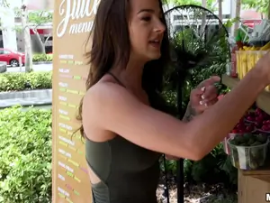 Public Pickups - Fun-loving Model Fucks in Public - 07/05/2017