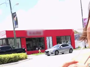 Public Pickups - Fun-loving Model Fucks in Public - 07/05/2017