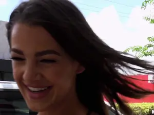Public Pickups - Fun-loving Model Fucks in Public - 07/05/2017
