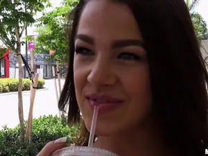 Public Pickups - Fun-loving Model Fucks in Public - 07/05/2017