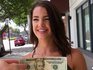 Public Pickups - Fun-loving Model Fucks in Public - 07/05/2017