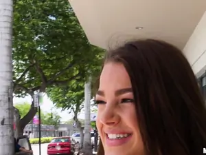 Public Pickups - Fun-loving Model Fucks in Public - 07/05/2017