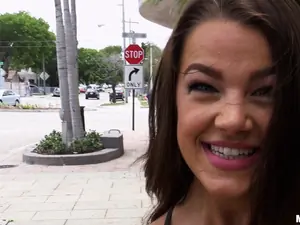 Public Pickups - Fun-loving Model Fucks in Public - 07/05/2017