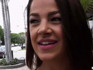 Public Pickups - Fun-loving Model Fucks in Public - 07/05/2017