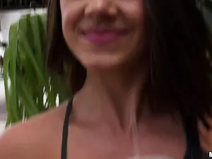 Public Pickups - Fun-loving Model Fucks in Public - 07/05/2017