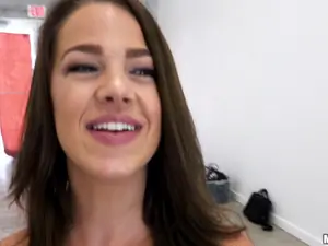 Public Pickups - Fun-loving Model Fucks in Public - 07/05/2017