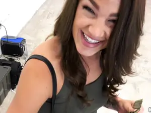 Public Pickups - Fun-loving Model Fucks in Public - 07/05/2017