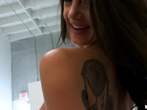 Public Pickups - Fun-loving Model Fucks in Public - 07/05/2017