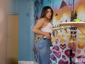 Pervs On Patrol - Big Booty Babe Begs for Hard Fuck - 07/14/2017