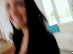 Don't Break Me - Sicilian Babe and Monster Dick - 07/25/2017