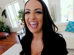 Don't Break Me - Sicilian Babe and Monster Dick - 07/25/2017