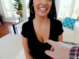 Don't Break Me - Sicilian Babe and Monster Dick - 07/25/2017