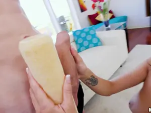 Don't Break Me - Sicilian Babe and Monster Dick - 07/25/2017