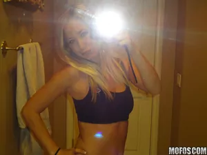 I Know That Girl - Hotel Fuck - 02/01/2012
