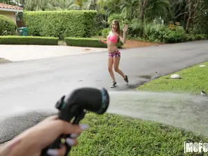 Share My BF - Blindfolded Jogger Threesome - 08/28/2017