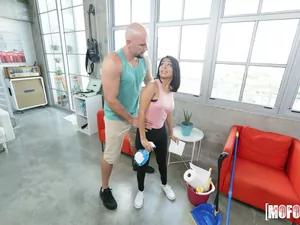 Don't Break Me - Monica the Miniature Maid - 09/19/2017