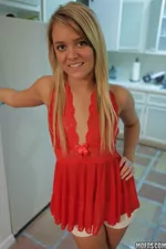 She's A Freak - Sweet Juicy Pussy - 02/26/2012