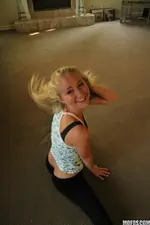 I Know That Girl - The Big Competition - 03/14/2012