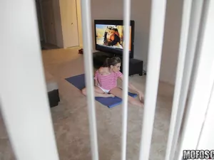 Pervs On Patrol - Yummy Yoga Stretching - 03/29/2012