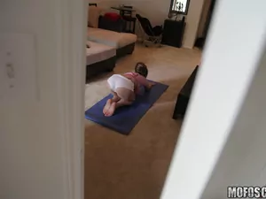 Pervs On Patrol - Yummy Yoga Stretching - 03/29/2012