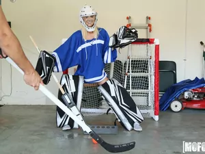 I Know That Girl - He Shoots, He Scores - 12/26/2017