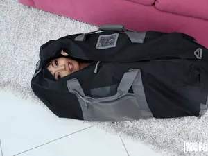 Don't Break Me - Tiny Asian Barely Fits On Dick - 01/05/2018