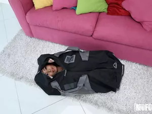 Don't Break Me - Tiny Asian Barely Fits On Dick - 01/05/2018