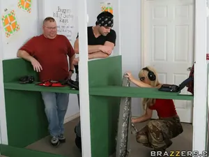 Big Tits In Sports - You Like Guns? Try This One - 03/27/2009
