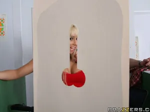 Big Tits In Sports - You Like Guns? Try This One - 03/27/2009