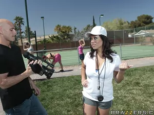 Big Tits In Sports - The Scout - 04/10/2009