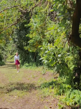 Stranded Teens - End of Her Leash - 06/29/2019