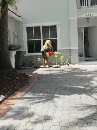 Stranded Teens - Krazy Kinsley - 09/09/2019