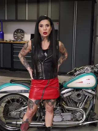 I Know That Girl - Squirting Biker Babe Fucks The Mechanic - 03/21/2020