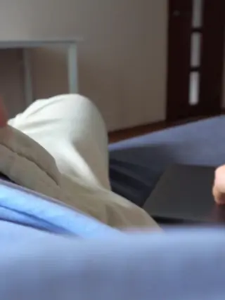 I Know That Girl - Roommate Caught Him Spying - 08/11/2022